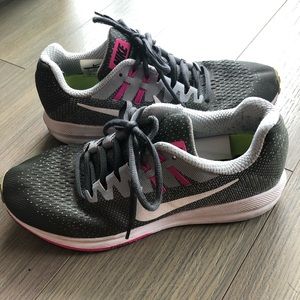 Nike women sneakers size 9